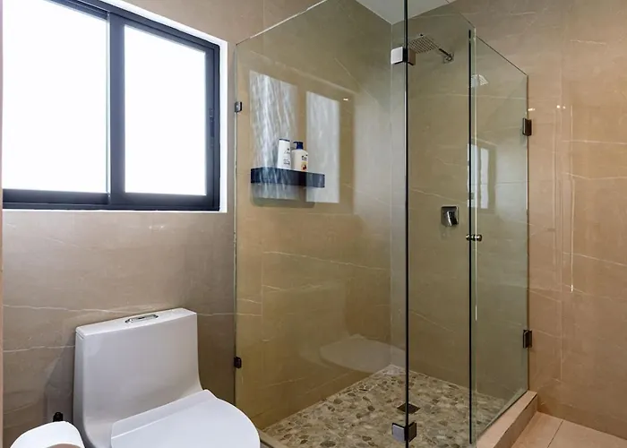 Bright, Stylish Retreat W/ Private Balcony & Wifi Apartment Mexico City
