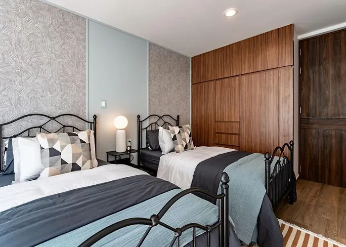 Bright, Stylish Retreat W/ Private Balcony & Wifi Apartment Mexico City